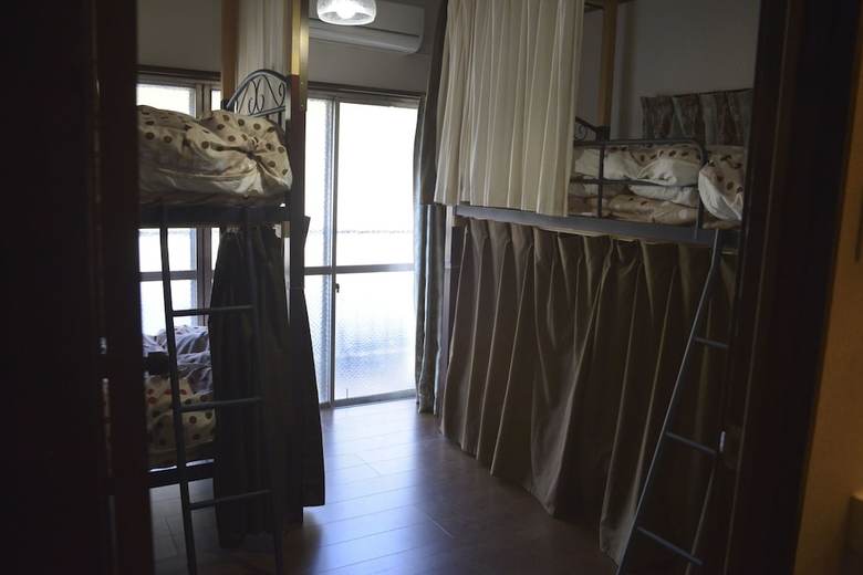 Albergue Nagasaki Kagamiya