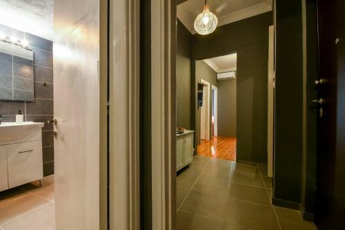 Thessaloniki Center Superior Apartment