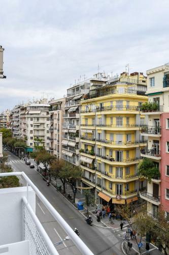 Thessaloniki Center Superior Apartment