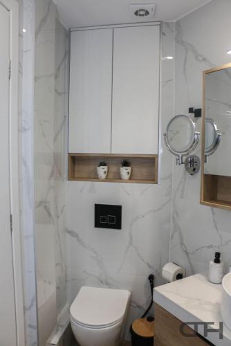 Luxury 80m2 Apartment With Balcony Downtown Thessaloniki