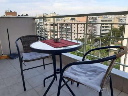 Eclectic Apartment, Free Parking