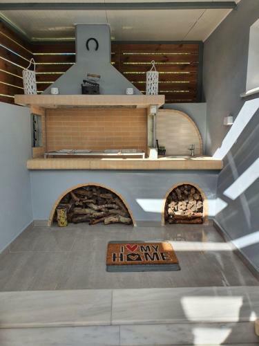 Evia's Apartment - New Apartment In Town!