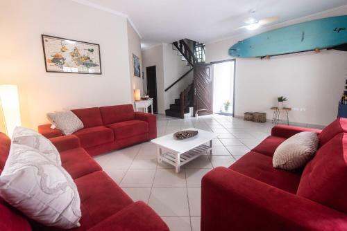 Casa Tubar�o - Casa Espa�osa E Completa Em Juque�