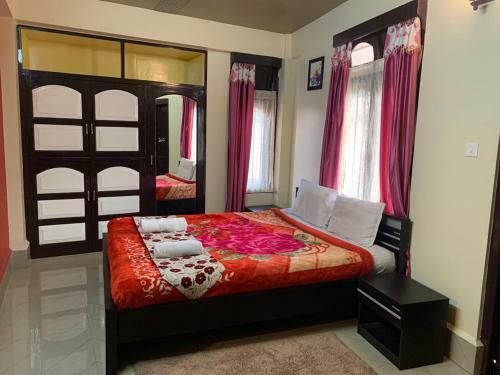 Bed & Breakfast East Wood Guest House