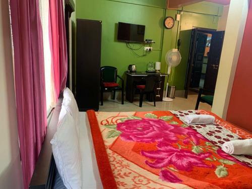 Bed & Breakfast East Wood Guest House