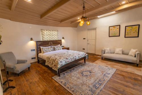 Hotel Seclude Shimla, Taraview