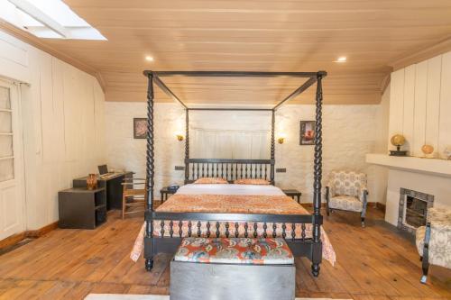 Hotel Seclude Shimla, Taraview