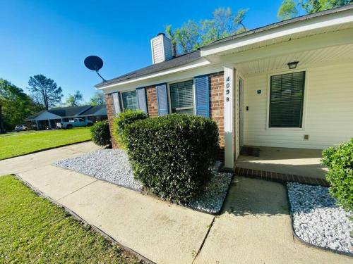 New! Renovated Home - 10 Min To Augusta Downtown!