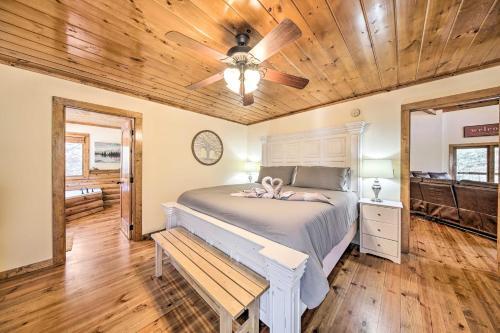 Riverfront Getaway With Deck, Fire Pit, Games!
