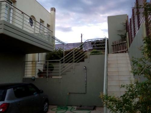 Harry�s Apartment