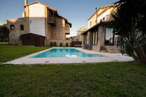 Stone Villa Lagonisi
