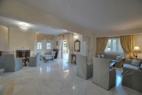 Lagonisi Villa Vip