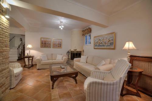 Lagonisi Villa Vip