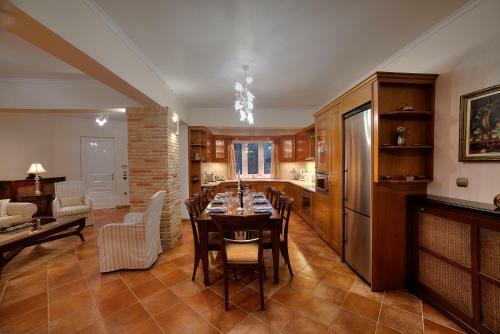 Lagonisi Villa Vip