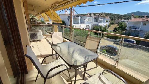 Apartamento Eldana First Line With Shared Pool