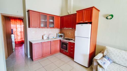 Apartamento Eldana First Line With Shared Pool