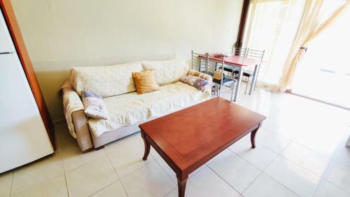 Apartamento Eldana First Line With Shared Pool