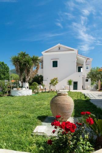 Marias Seaside Apartments