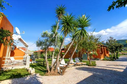 Bed & Breakfast Navigator Villas - Houses