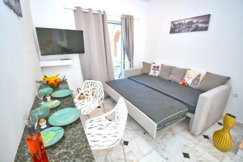 Apartamento Doliva Studio Anthi With Private Jacuzzi