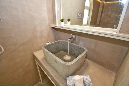 Apartamento Doliva Studio Anthi With Private Jacuzzi