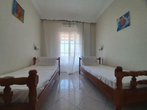 Charis Acharavi Beach Apartment