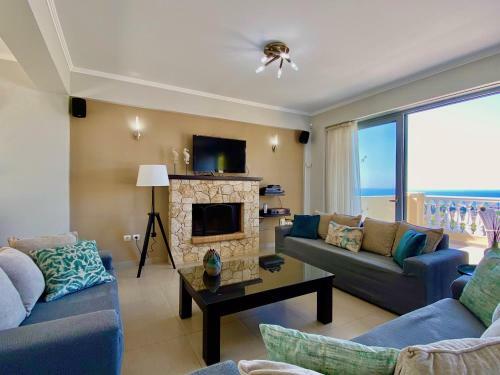 Luxury Villa Piedra With Private Heated Pool & Jacuzzi