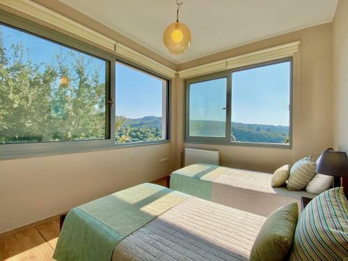 Luxury Villa Piedra With Private Heated Pool & Jacuzzi