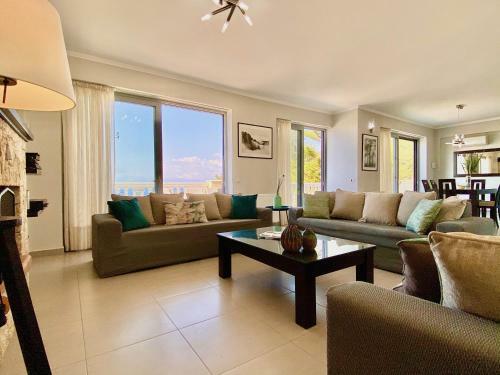 Luxury Villa Piedra With Private Heated Pool & Jacuzzi