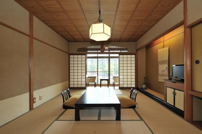 Hanayashiki Ukifune-en