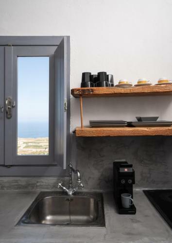 Hotel Blue White Suites