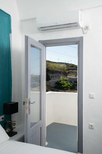 Hotel Blue White Suites