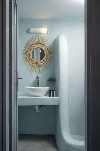 Hotel Blue White Suites