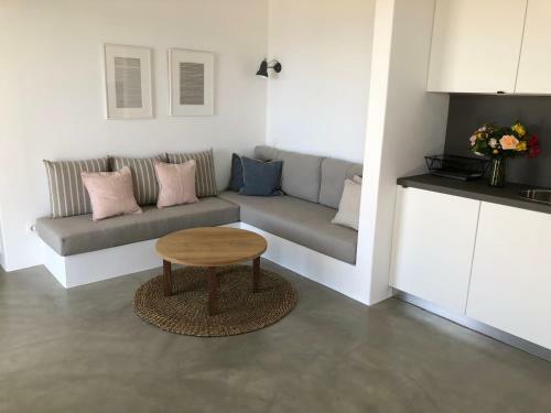 Theros Apartments