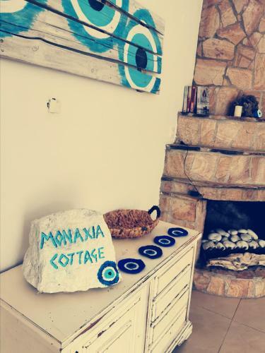 Monaxia Cottage