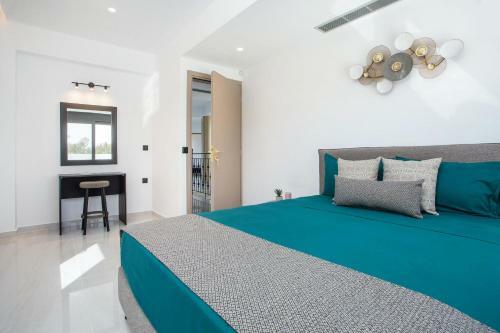 Villa Indira