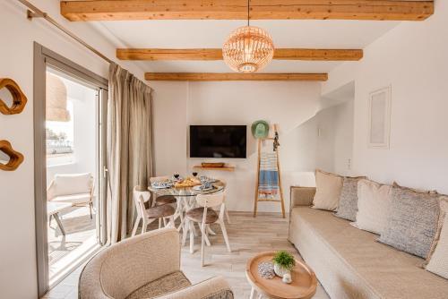 Villa Mila Agios Prokopios, By The Beach, Est2022