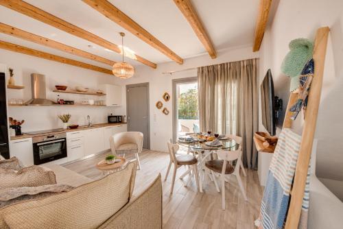 Villa Mila Agios Prokopios, By The Beach, Est2022