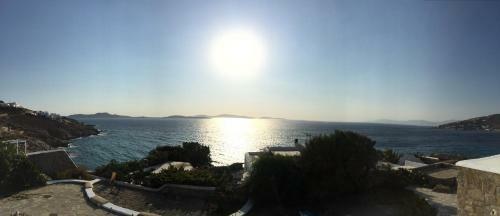 Villa Waves