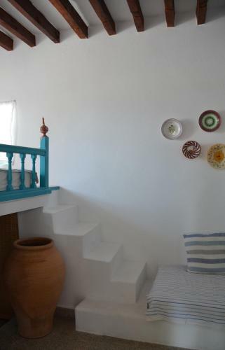 Spitaki - House With Garden By The Beach - Pefki