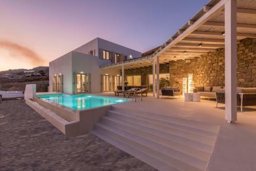 G Villa