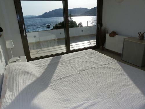 Pefkos Beachfront Villa