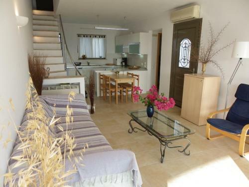 Pefkos Beachfront Villa