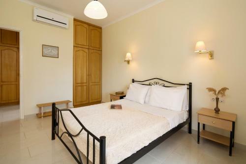 4 Rooms