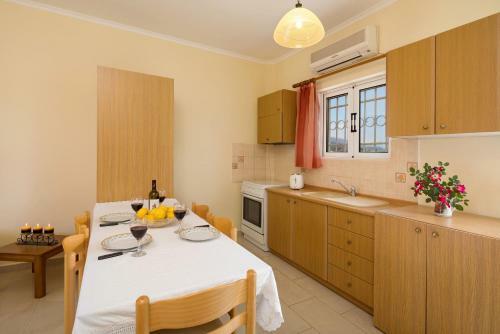 4 Rooms