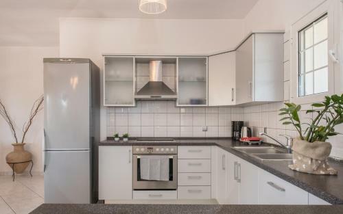Koutsis Apartment