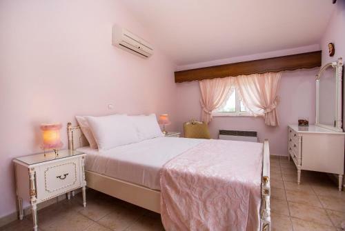 Villa Laylande House