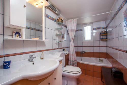 Villa Laylande House