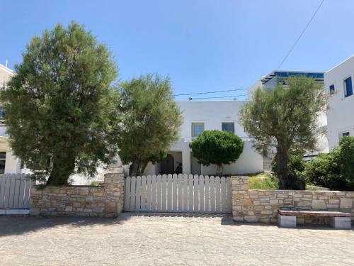 Marousso's Seafront House