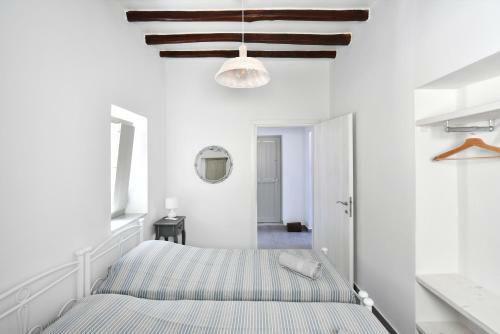 Marousso's Seafront House